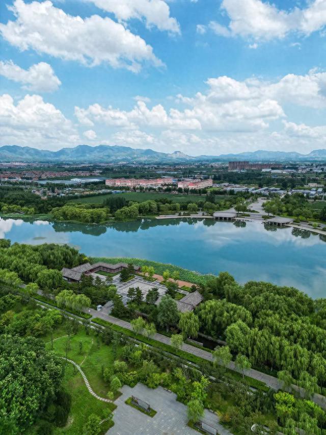 快来！济南这些人少景美的宝藏公园！可以玩水、赏景、乘游船…太适合现在去了！