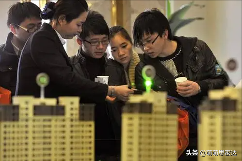 棚户区改造最新政策2021年，2021年棚户区改造（20年的老房子一律这样处理）