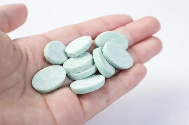 10款爆款网红糖果，这玩意是来给嗓子报恩的吧