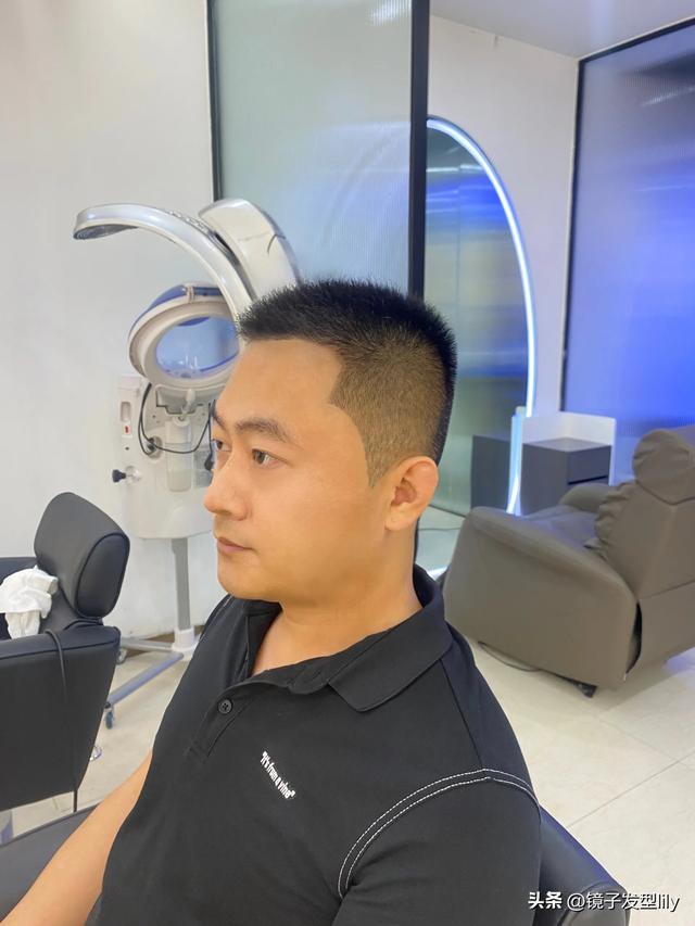 男生发型名称图片，男生六种常见发型参考（看看这10几款，又帅又精神）