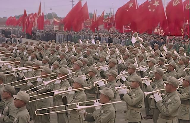 2021年国庆节北京升旗仪式提前多久去，2021年北京升旗仪式时间（开国大典3点举行）