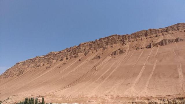 国庆节自驾游适合旅游的地方，10月国内自驾游绝美线路推荐