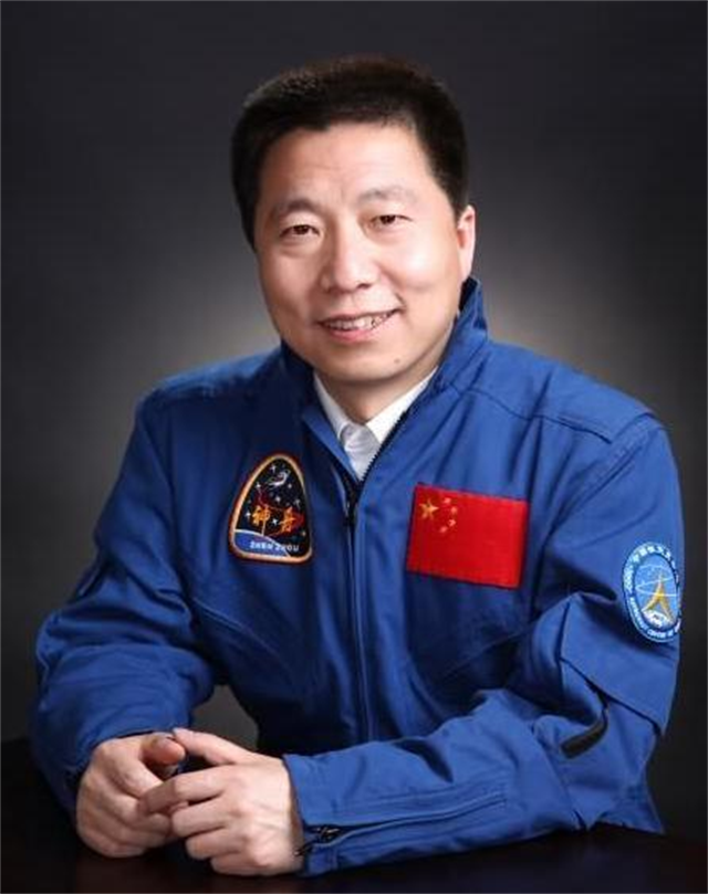 杨利伟的资料，杨利伟是什么人（杨利伟回忆火箭加速）