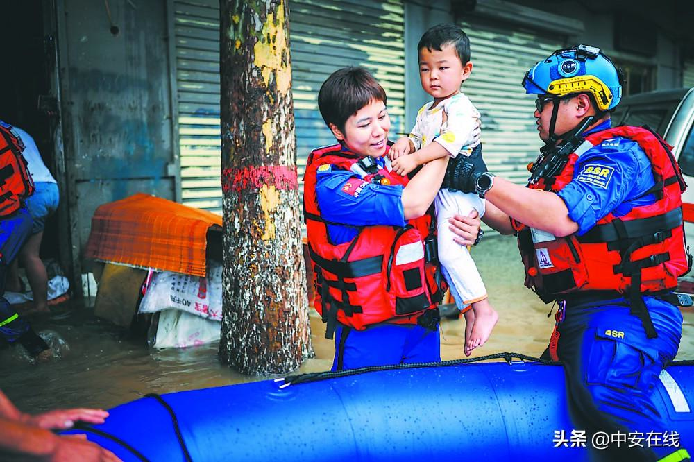 合肥蓝天家电维修拆装工 一位女救援队长的铁骨柔情