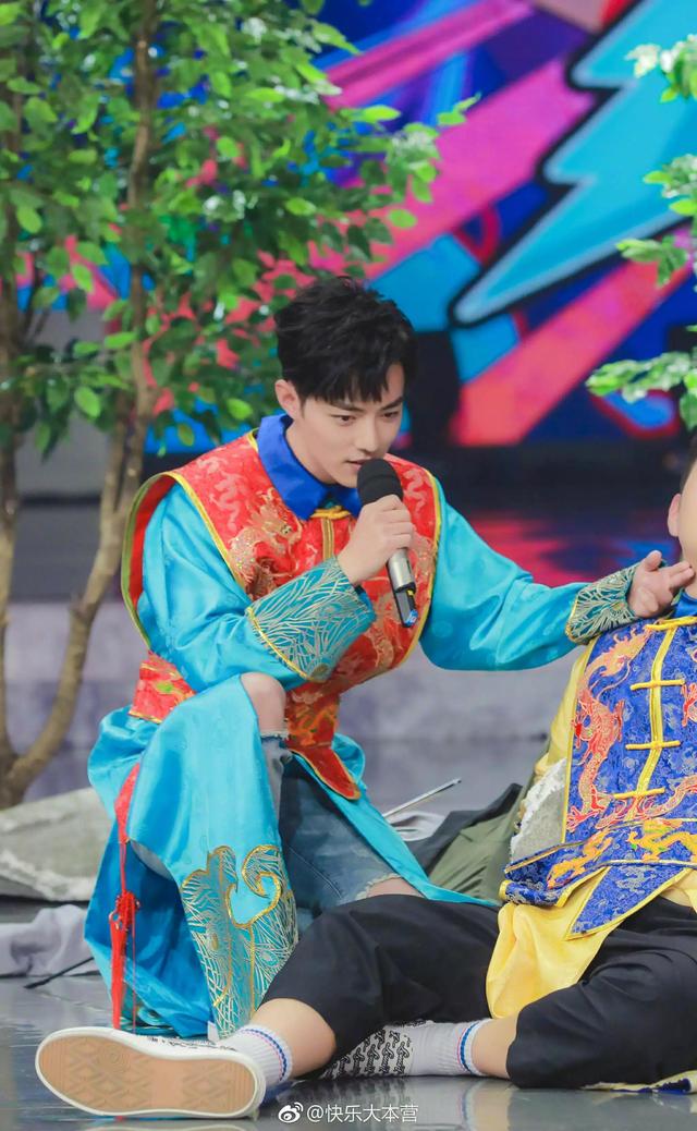 肖战快乐大本营，肖战郑爽快乐大本营哪一期（肖战一共上了四次《快乐大本营》）