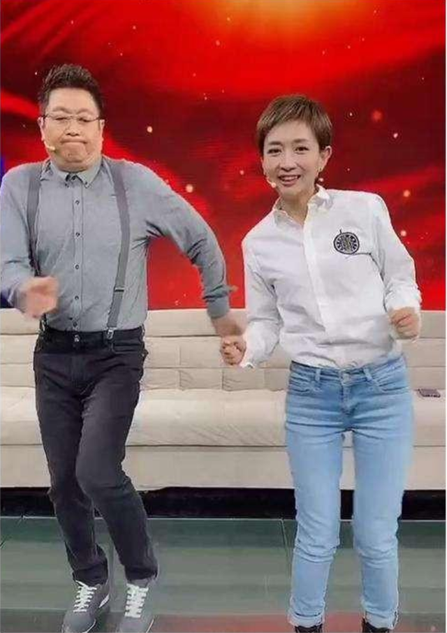 王芳个人资料简介，王芳个人资料（从情感主播到直播卖书一姐）