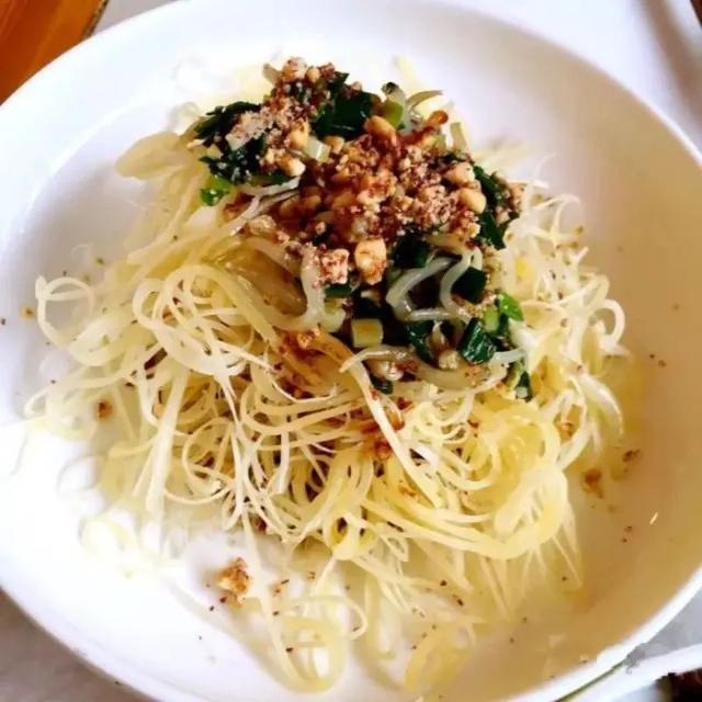 乳扇是什么，昆明乳扇是什么（大理·风物，乳扇的N种吃法）