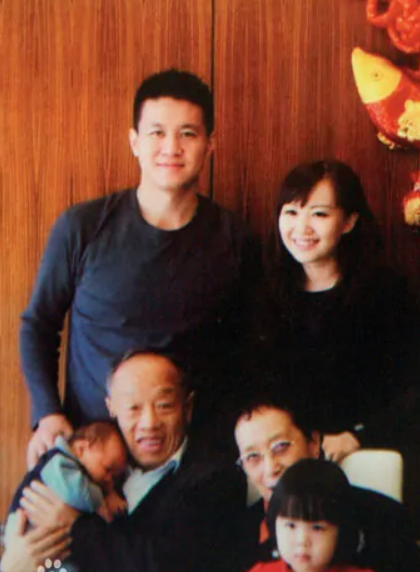 阎维文的家庭故事，阎维文：陪妻子抗癌34年