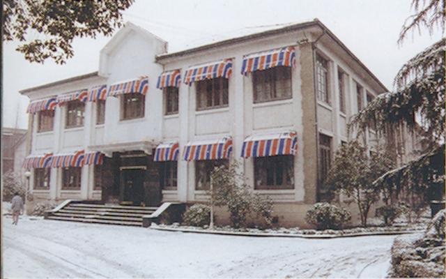 中央美术学院附属中学，中央美术学院附属中学招生简章2022（93年来他经历的事超乎你的想象）