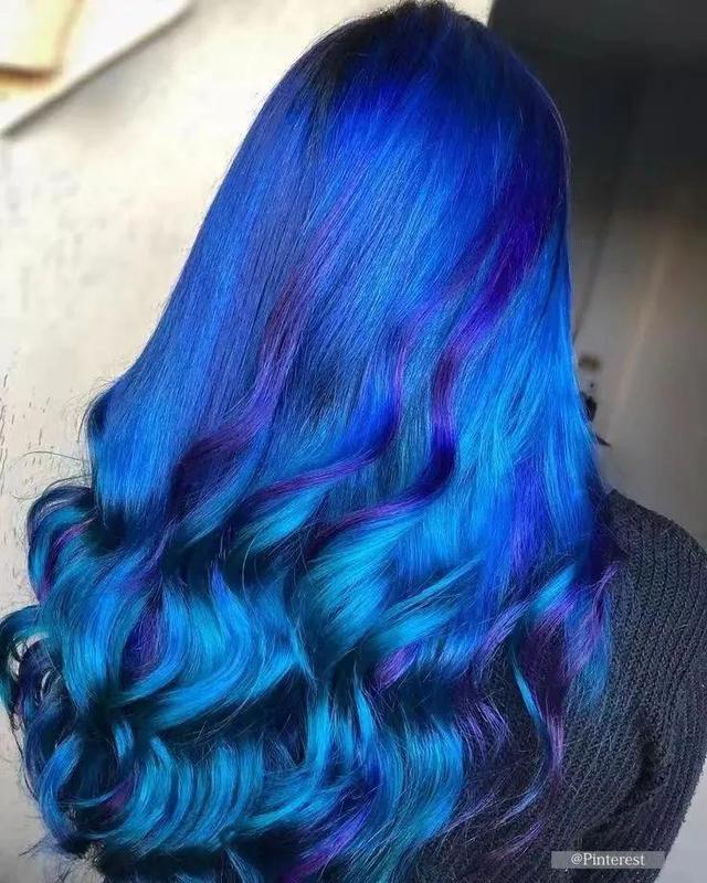 今年流行什么发色，今年染发流行什么颜色（2023/2024流行发色）