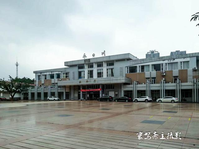 5612次列车，5612次列车时刻表（一路风景优美票价便宜车厢里却空荡荡）