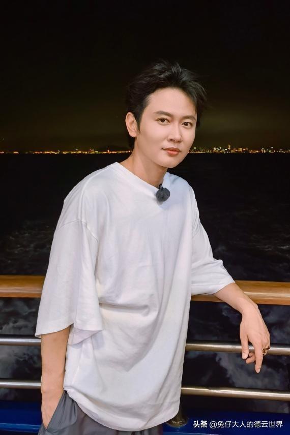 感谢师父简短的话语，感谢师父简短的话语6个字（德云社孟鹤堂深夜发文）