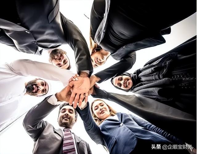 办理劳务公司要准备哪些资料？