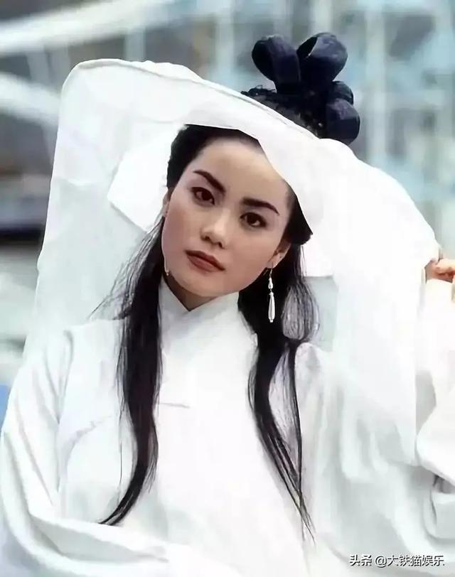 当内地美人混进港台片，有人次次艳压女主，有人演技拉胯捧不动
