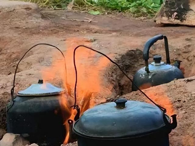 涪陵区焦石镇，涪陵区焦石镇人民政府（重庆一村庄河水咕咕冒泡）