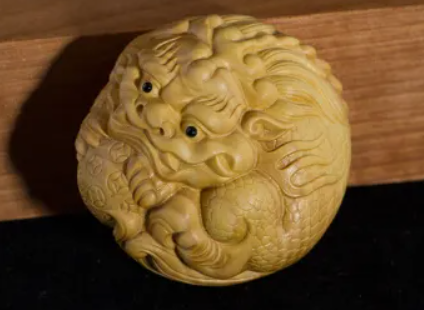 黄杨木怎么盘玩好，黄杨木雕如何盘玩（聊聊黄杨木）