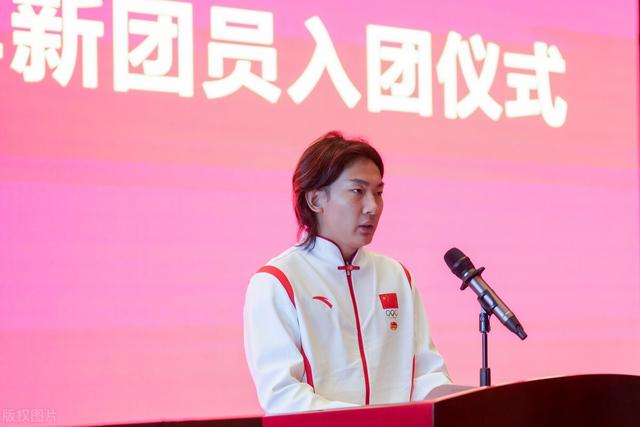 政治面貌团员还是群众，政治面貌一般填什么（对于高考有影响吗）