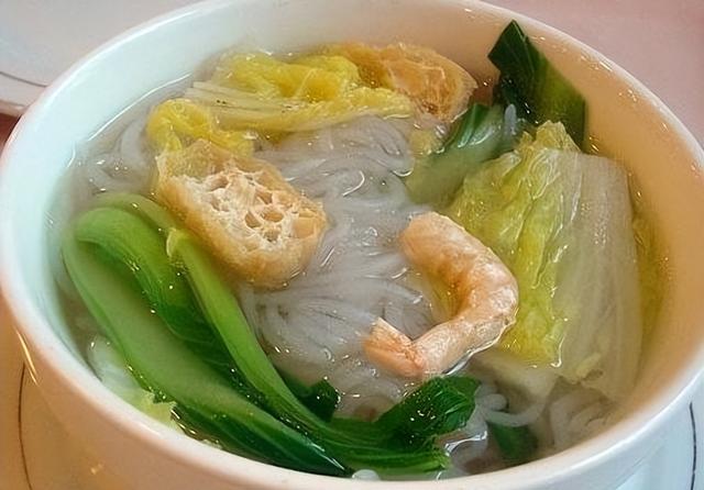 上海特色美食有哪些啊，上海什么特色美食（上海最值得打卡的9种小吃）