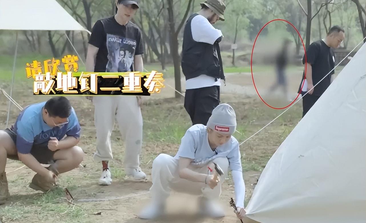 鹿晗女朋友是谁，鹿晗女朋友是谁什么时候在一起（公开恋情4年多低调且幸福）