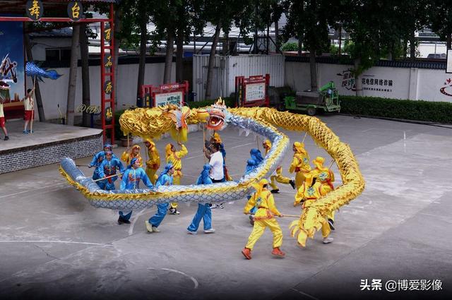 二龙戏珠，九街龙灯《二龙戏珠》（二龙戏珠是什么项目）