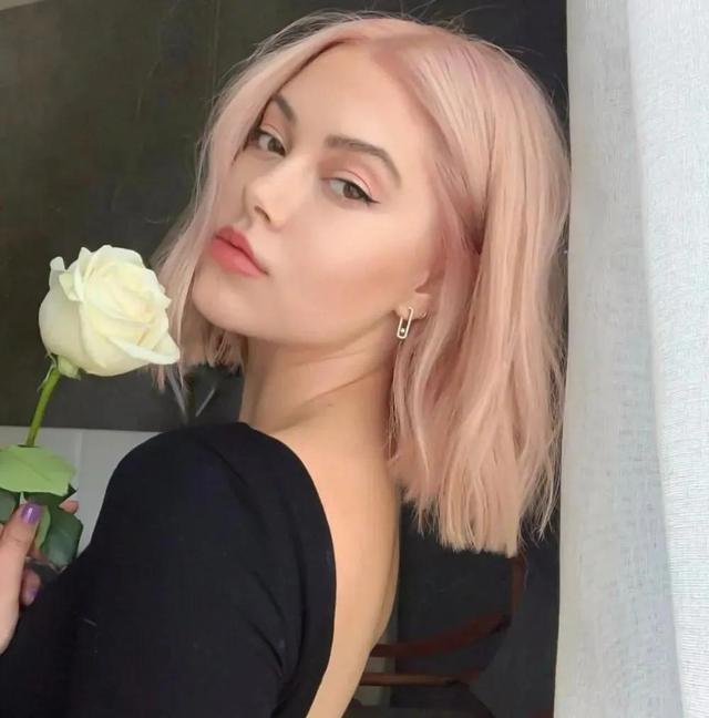 超好看气质的欧美女生头像微信，超好看气质的欧美女生头像（头像，欧美女生微信头像）