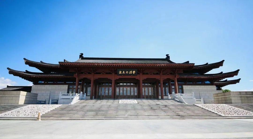 浙江大学主校区(浙江大学各个校区简介)