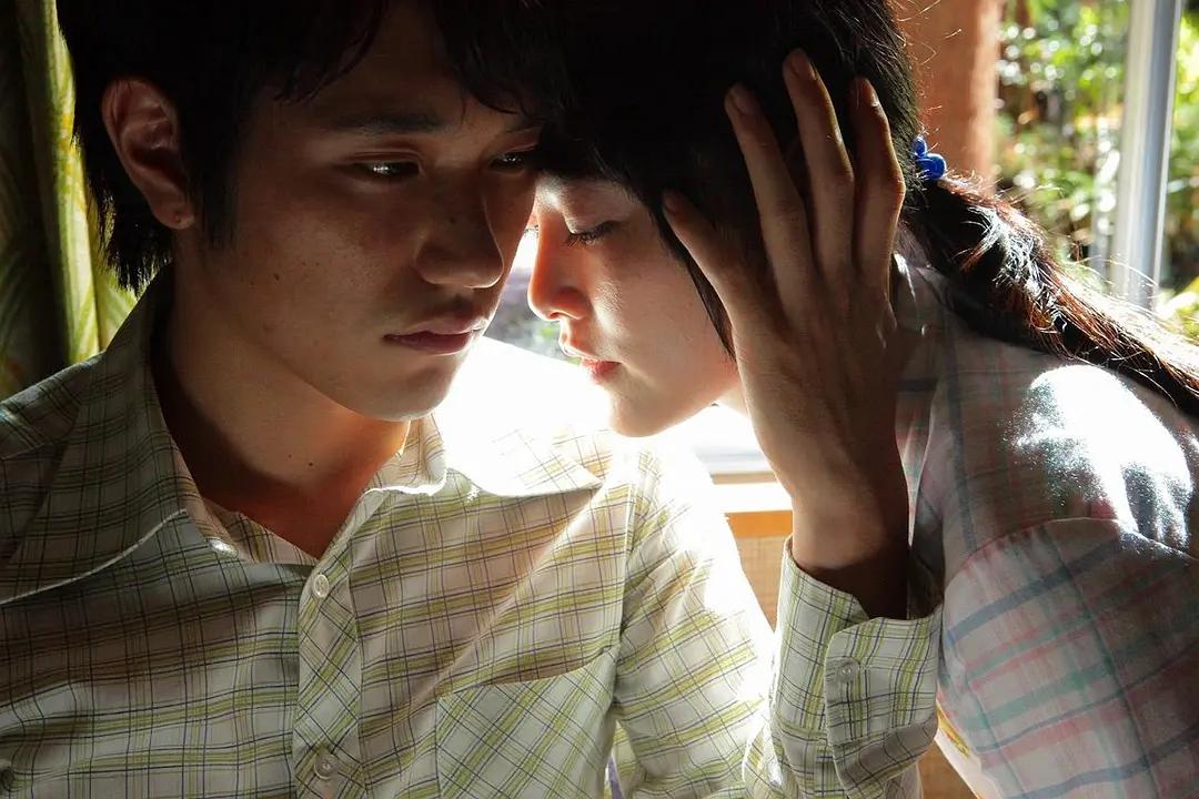 对爱情的理解和感悟，对爱的理解与感悟句子（3个让你醍醐灌顶的爱情真相）