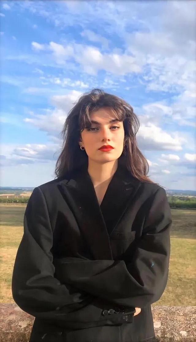 另类欧美：ihateu，微信头像，另类欧美：ihateu（欧美头像‖活在当下）