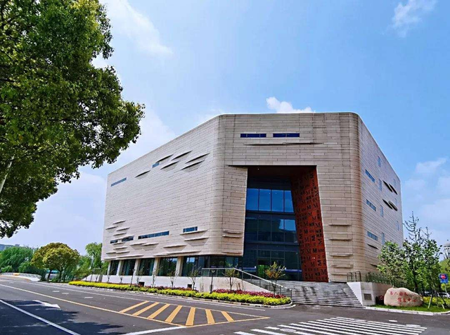 除夕幽默搞笑拜年祝福短信，除夕幽默搞笑拜年祝福短信图片（别样的年关 新春的慰语）