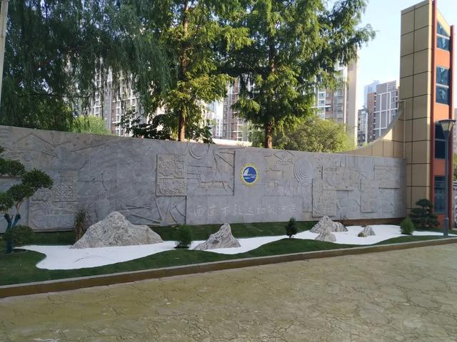 南京民办初中排名，南京民办学校排名（南京热门初中盘一盘）