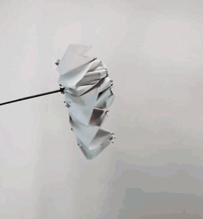 自动伞怎么打开和关上，全自动伞的打开方法（收伞不湿身）