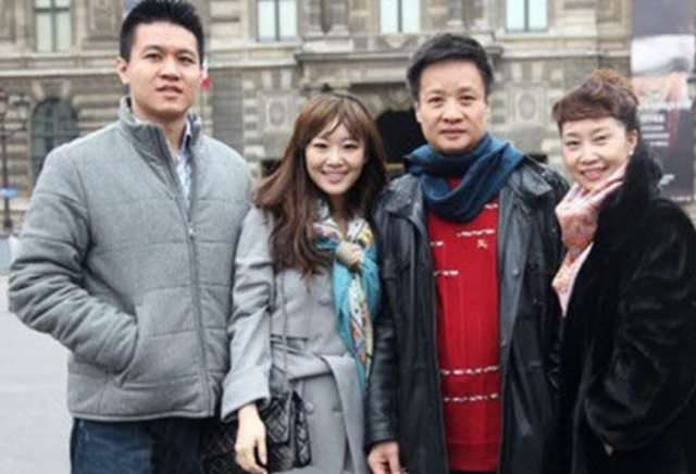 阎维文的家庭故事，阎维文：陪妻子抗癌34年