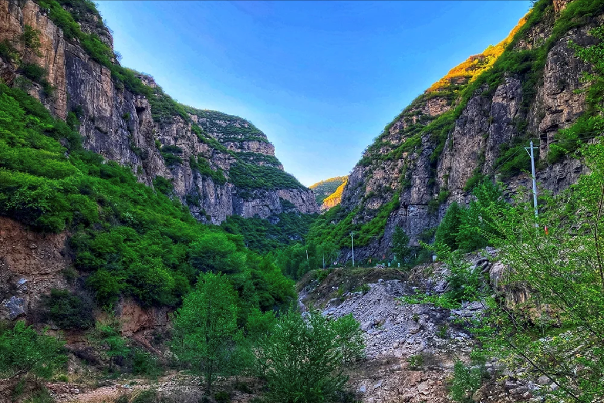 天门关矗立太原北陲,是太原府通往晋西北的咽喉要道.