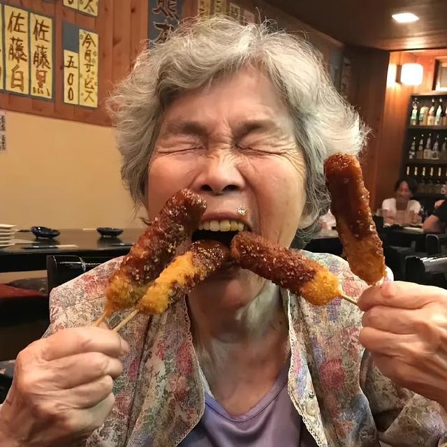 网红头像卡通可爱 美食妹妹，网红头像卡通可爱图片微信（吃东西头像）