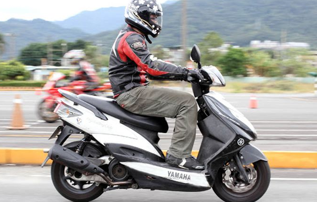 电瓶车怎么骑，永安行电瓶车怎么骑（以后骑车更稳、更安全）