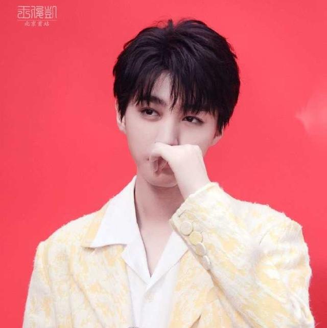 凯爷~~~~，微信头像，凯爷~~~~（小时候的凯哥）