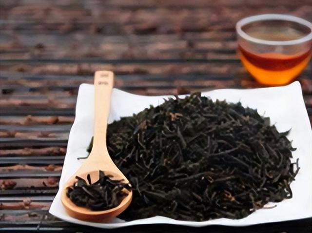 碧螺春的功效与作用，铁观音的功效与作用（一年四季应喝什么茶）