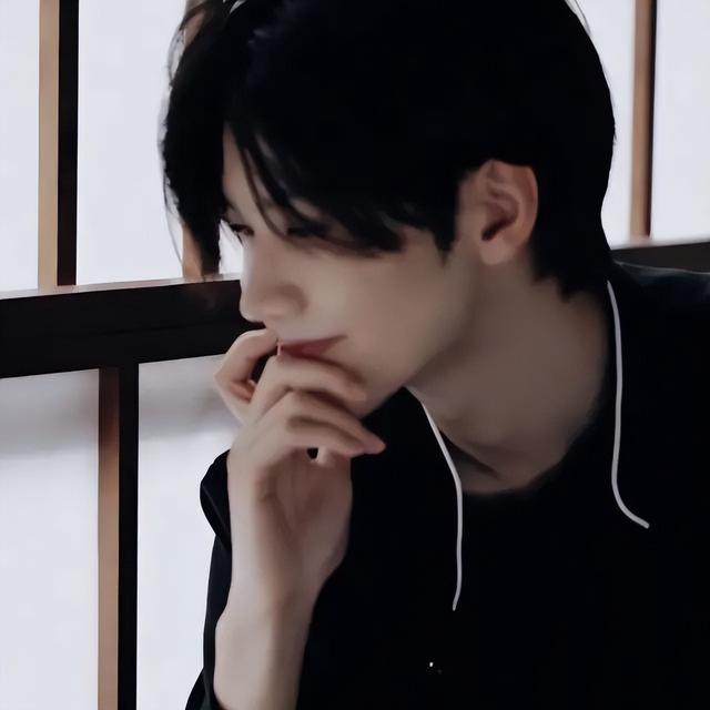 也许放弃才能靠近你，也许放弃 才能靠近你，微信头像（人生才几年不能因为找不到对象而放弃自己）