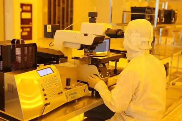 五险二金都是好公司吗，五险二金指的是哪两金（上四休二/包吃包住/非流水线/内部晋升）