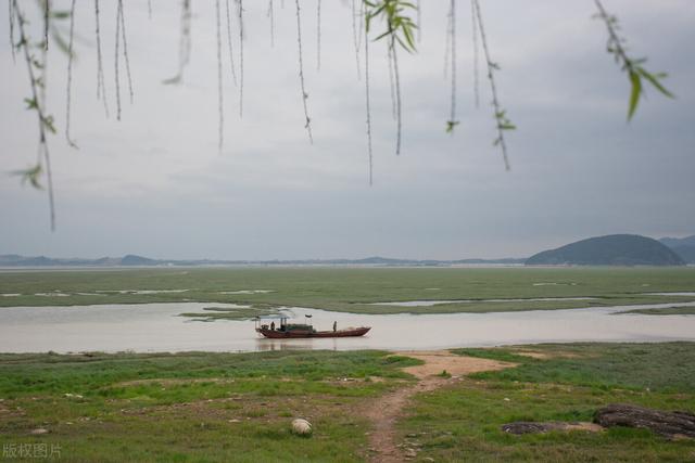 江西鄱阳湖有多深，鄱阳湖水深最深多少米（将鄱阳湖加深一米）