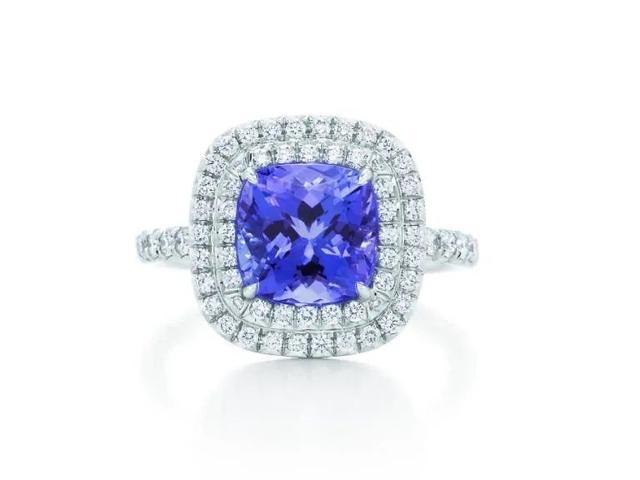 彩色宝石的种类有哪些，彩宝石都有什么颜色（自然界有哪些紫色宝石）