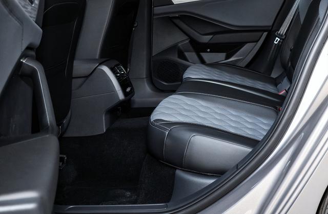 速腾后备箱尺寸，速腾的后备箱尺寸是多少（试驾23款全新速腾）