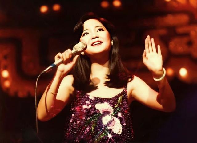 彭佳慧最好听的十首歌，网络歌曲最经典500首（关于她的5首经典歌曲）