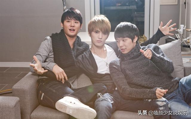 东方神起18年后今昔对比：有人活成了财阀，有人成阶下囚，差距大