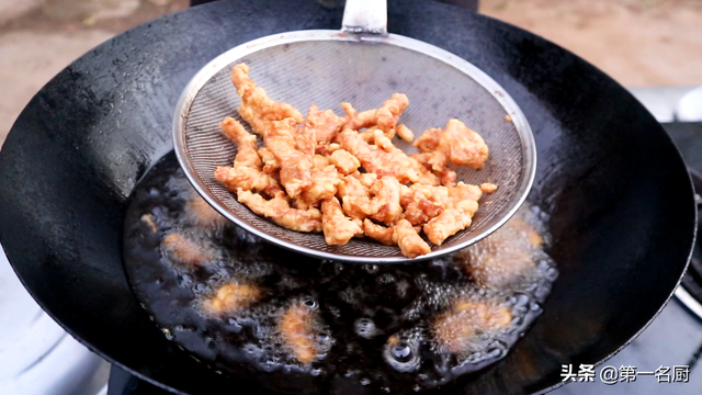 家常小炒五花肉的做法，小炒五花肉的家常做法（软嫩如豆腐）