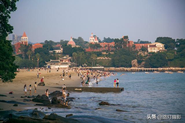 看海去哪个城市好，中国最适合看海的城市（中国最让人羡慕的海滨城市）