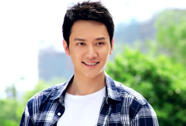 benz雄，benz雄开的是什么奔驰（实则家世显赫的10位男星）