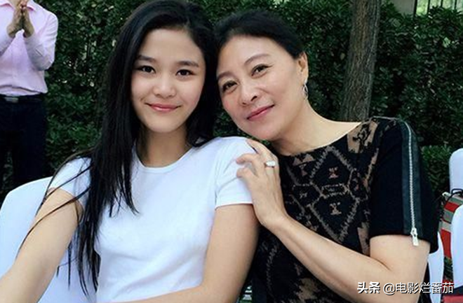 娱乐圈令人尴尬的"关系户",有人锒铛入狱,有人出道就是主角