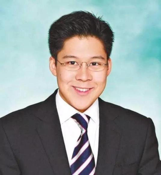 霍启刚个人资料简介，霍启刚个人资料（霍启刚：豪门第三代的翘楚）