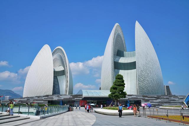 珠海属于哪个市，珠海属于哪个市哪个城市（干净又浪漫的年轻城市——珠海）